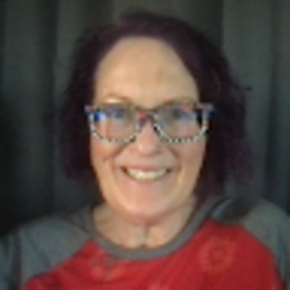 Meet your Posher, Julie